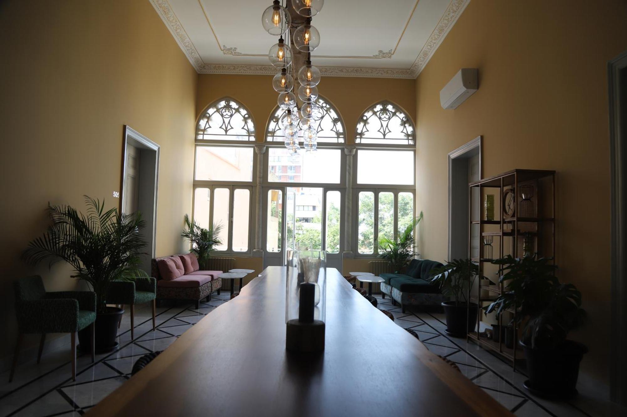 Hotel Lost Gemmayzeh ベイルート エクステリア 写真