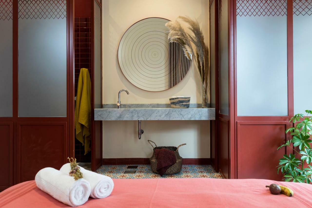 Hotel Lost Gemmayzeh ベイルート エクステリア 写真